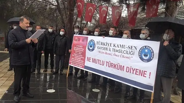 Kar altında Andımız eylemi!
