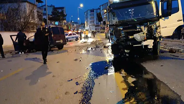 Flaş! Develi'de kaza
