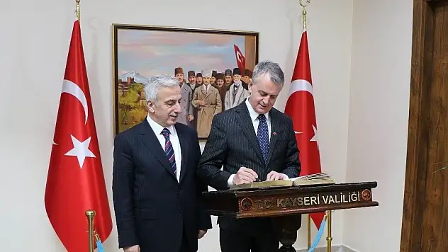 Kanada'nın Ankara Büyükelçisi Cooter'dan Vali Kamçı'ya ziyaret
