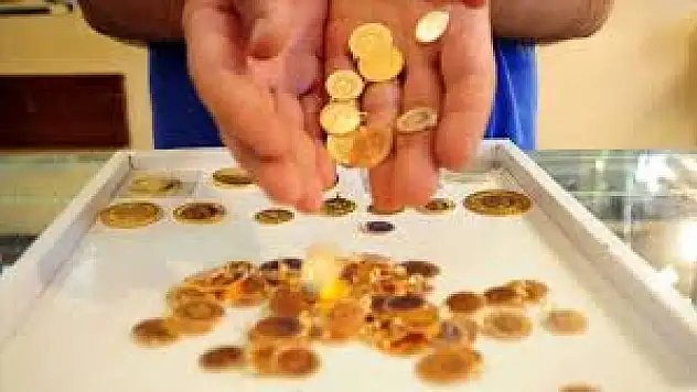 Kapalı Çarşı'da gram ve çeyrek altın fiyatları... (15 Ekim 2025)