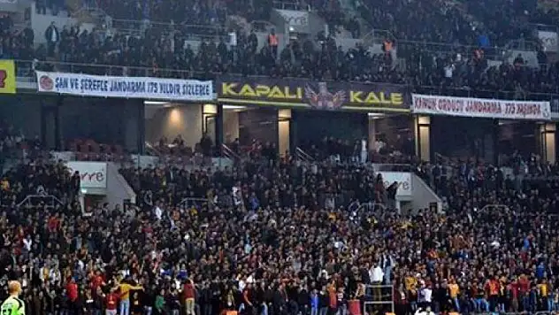 Kapalı Kale'den Çağrı, &quotPolarınla Isıt, Atkınla Kuşat&quot Kampanyası