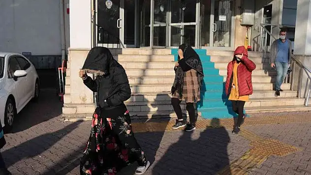 3 kadın hırsız suçüstü yakalandı