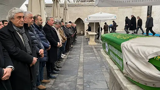 Karahasanoğlu son yolcuğuna uğurlandı