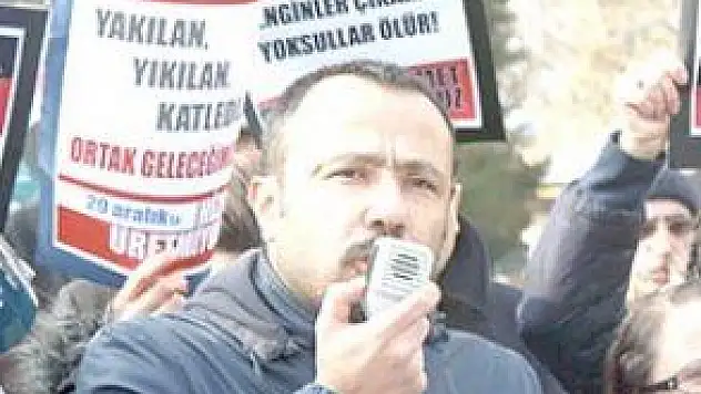 KARAKAYA: 'SİZ HİÇ ÇATIŞMALARDA ÖLEN YA DA ŞEHİT OLAN  BAKAN YA DA ZENGİN ÇOCUĞU GÖRDÜNÜZ MÜ?