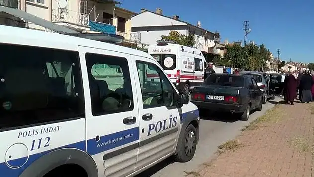 Karantinadaki şahıs evinde ölü olarak bulundu
