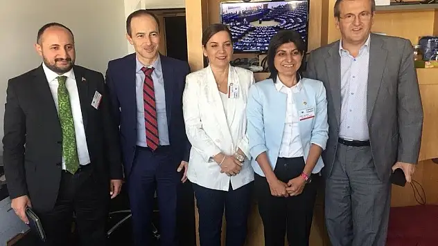 Karayel'den Avrupa Parlamentosu'na ziyaret
