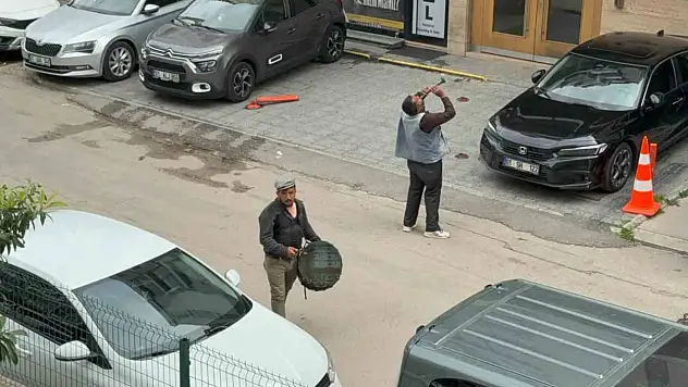 Davul ve zurnacılar sokakları mesken tuttu