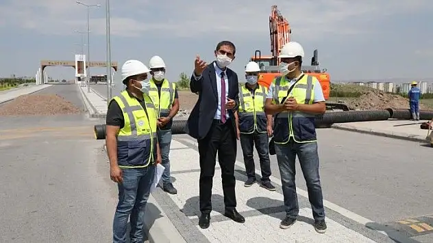 Talas'ta yağmur suyu hatları güçlendirildi