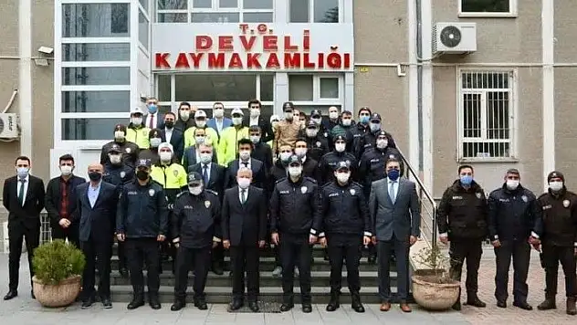Kaymakam Duru: 'Marifeti olanlar mutlaka iltifata tabi tutulmalıdır'