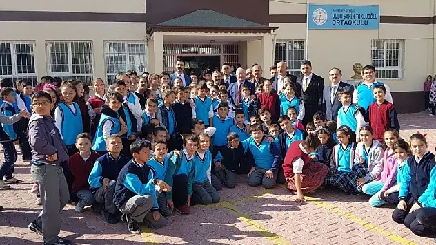 Kaymakam Duru, 