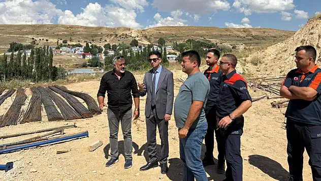 Kaymakamdan deprem bölgesini ziyaret!