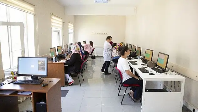 KAYMEK kurslarına her yaştan ilgi yoğun
