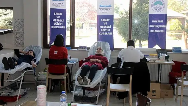 KAYMEK personel ve öğrencileri kan bağışında bulundu