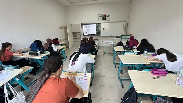 KAYMEK yaz döneminde sınavlara hazırlık fırsatı sunuyor