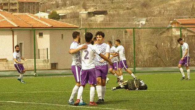 Yemlihaspor: 3  - Anayurt Finalspor: 1