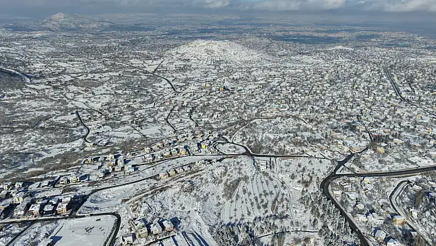 Kayseri bembeyaz oldu