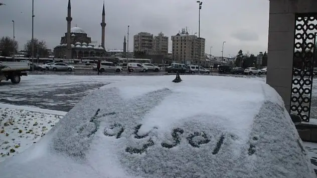 Kayseri beyaza büründü