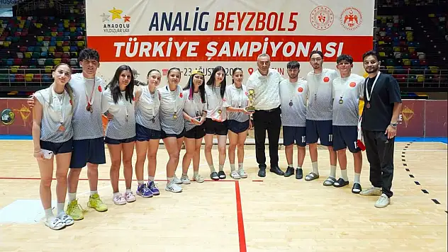 17 takım arasında mücadele eden Kayseri, Türkiye dördüncüsü