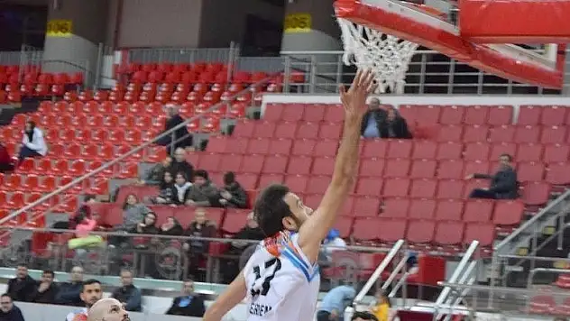 Kayseri Büyük Erkekler Basketbol Ligi'nde heyecan artıyor