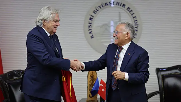 Kayseri Büyükşehir Belediyesi'ne dikkat çeken ziyaret!