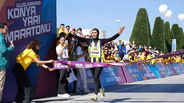 Kayserili antrenör Konya'da birinci oldu
