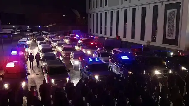 Kayseri dâhil 81 ilde düğmeye basıldı! 912 aranan şahıs yakalandı