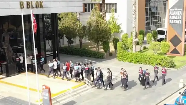 Kayseri'de 1 milyar TL'lik yasa dışı bahis hattı çökertildi