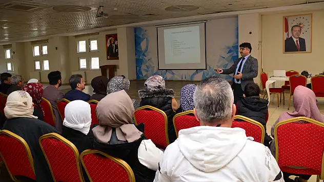 'Kayseri'de 10 bin kişi alzheimer hastası'