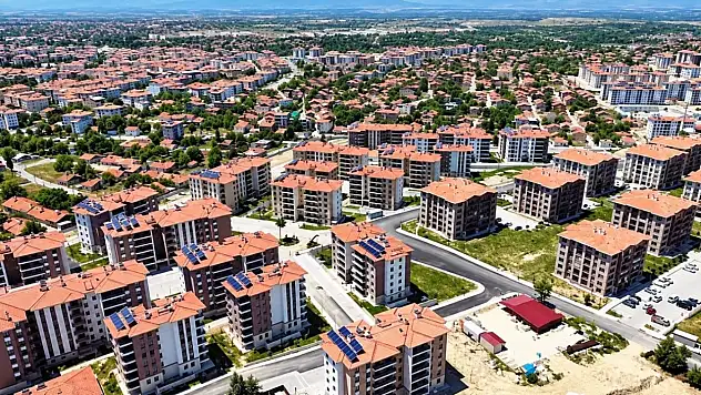 Kayseri'de 120 bahçeli evin ardından iki okul birden!