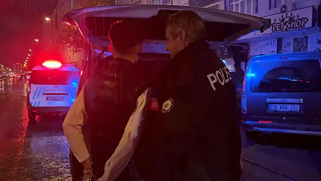 Kayseri'de 15 yaşındaki çocuk polisi görünce tüfeği attı!