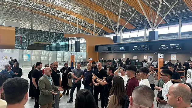 Kayseri'de 17 öğrenci için unutulmayacak yolculuk başladı! İşte sebebi
