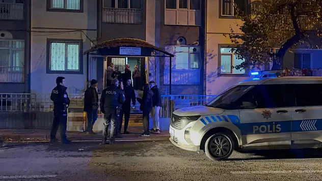 Kayseri'de 18 yaşındaki genç kız 4. kattan düştü!