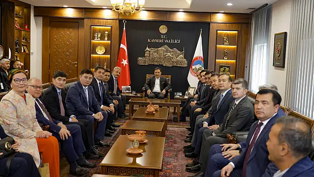 Kayseri'de 2027 hazırlığı! Altı ülkenin temsilcileri buluştu