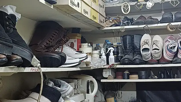 Kayseri'de 27 yıllık ayakkabı ustasından kışlık önerileri!