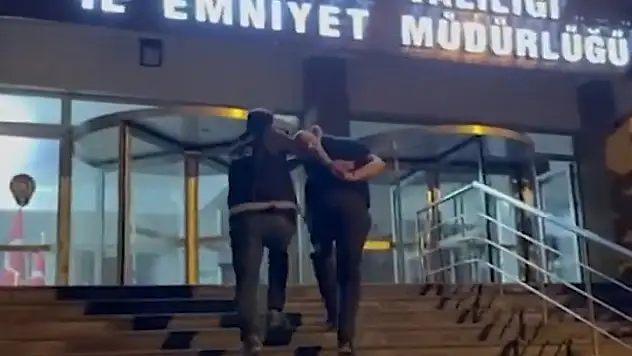 Kayseri'de 3 şahıs kıskıvrak yakalandı