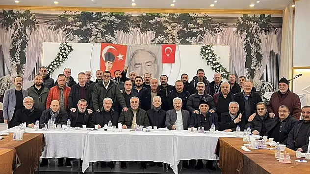 Kayseri'de 35 yıllık Ülkücülerden dikkat çeken Belsin buluşması