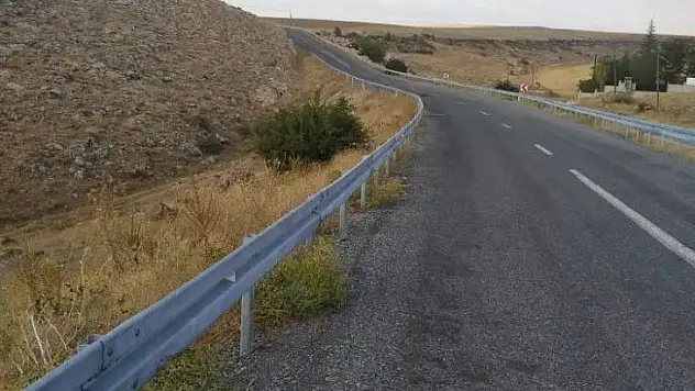 6 kırsal bölgede yol çalışması