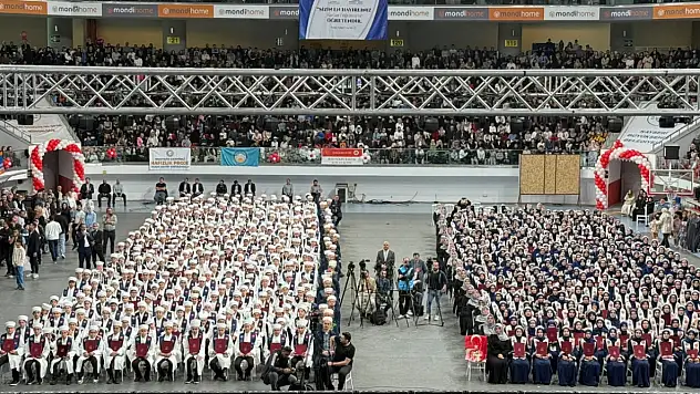 Kayseri'de 738 hafız aynı törende buluştu!