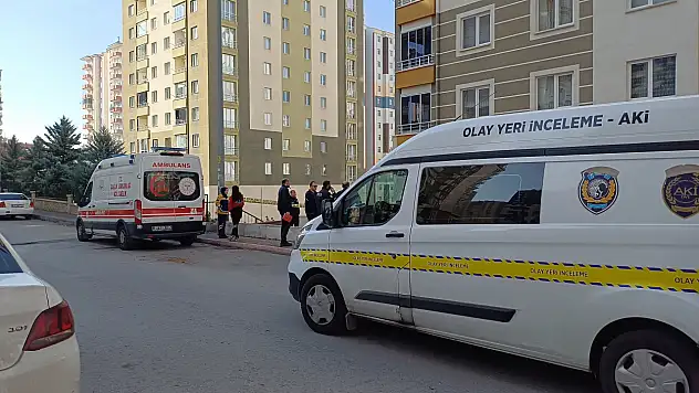 Kayseri'de acı olay: 8. kattan düştü