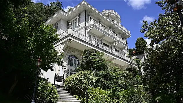 Kayseri'de altın üreten şirket Bebek'teki köşkünü sattı! Fiyatı dudak uçuklattı