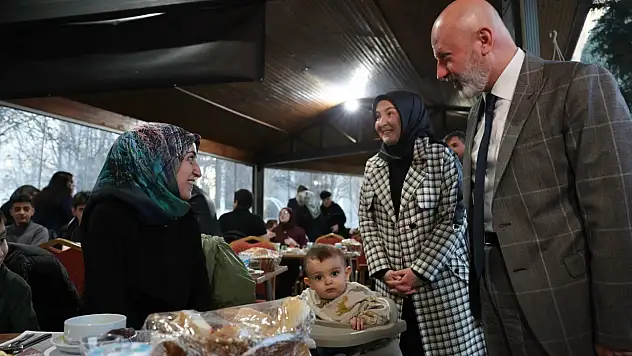 Kayseri'de Başkan Ramazan ayında gönüllere dokundu! Çalmadık kapı bırakmadı