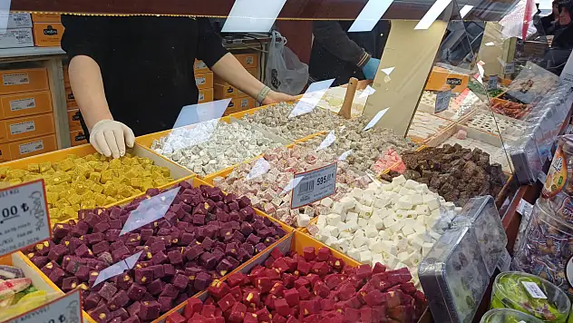 Kayseri'de bayram hareketliliği tezgahlara yansıdı!