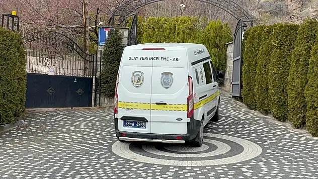 Kayseri'de bayramda acı olay! Ağaca asılı bulundu