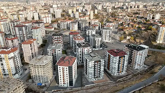 Kayseri'de belediye Türkiye'ye örnek oldu! Binlerce konut yeni sahibini buldu