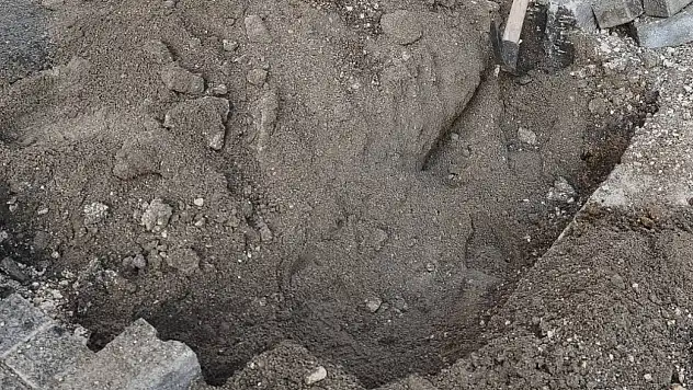 Kayseri'de belediyeden çukur savunması!