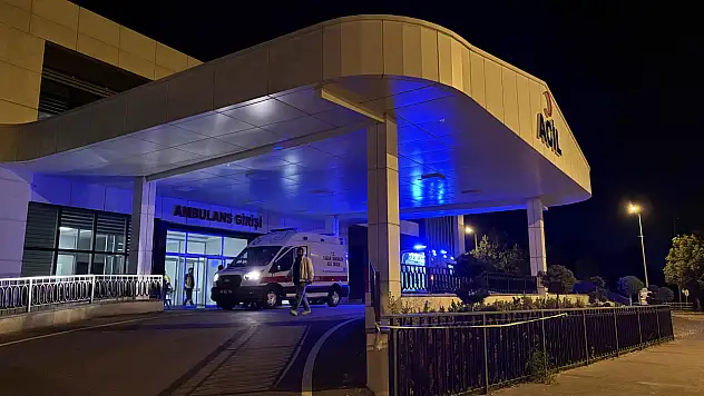 Kayseri'de bıçaklı kavga hastanede bitti!