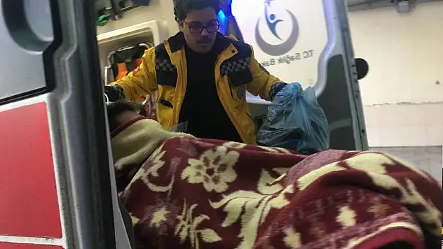 Hacılar'da bıçaklı kavga