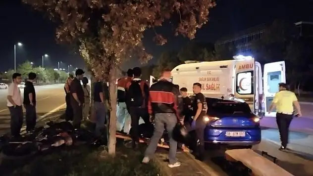 Kayseri'de bir anda ortalık karıştı! Otomobil motosiklete çarptı