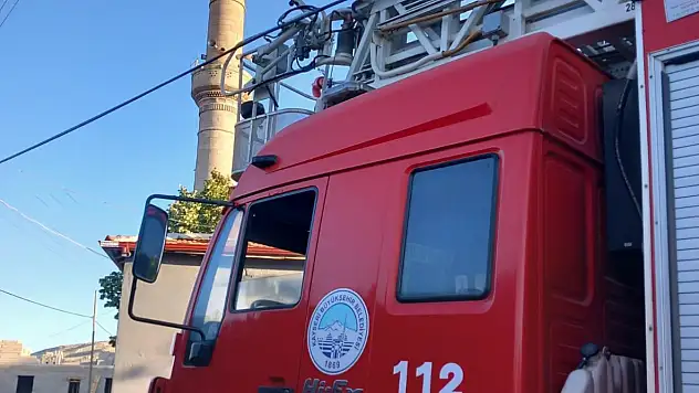 Kayseri'de bir ekili arazi daha küle döndü