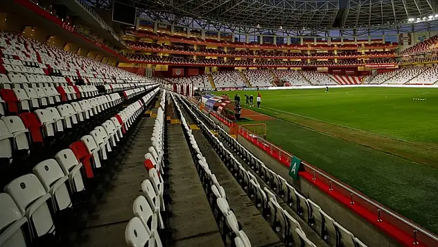 Kayseri'de bir ilçeye daha spor yatırımı: Tribün için düğmeye basıldı